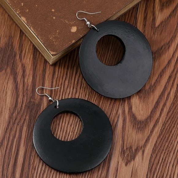 Black Flower Detail Wooden Round Drop Earrings - Picture 2 of 4